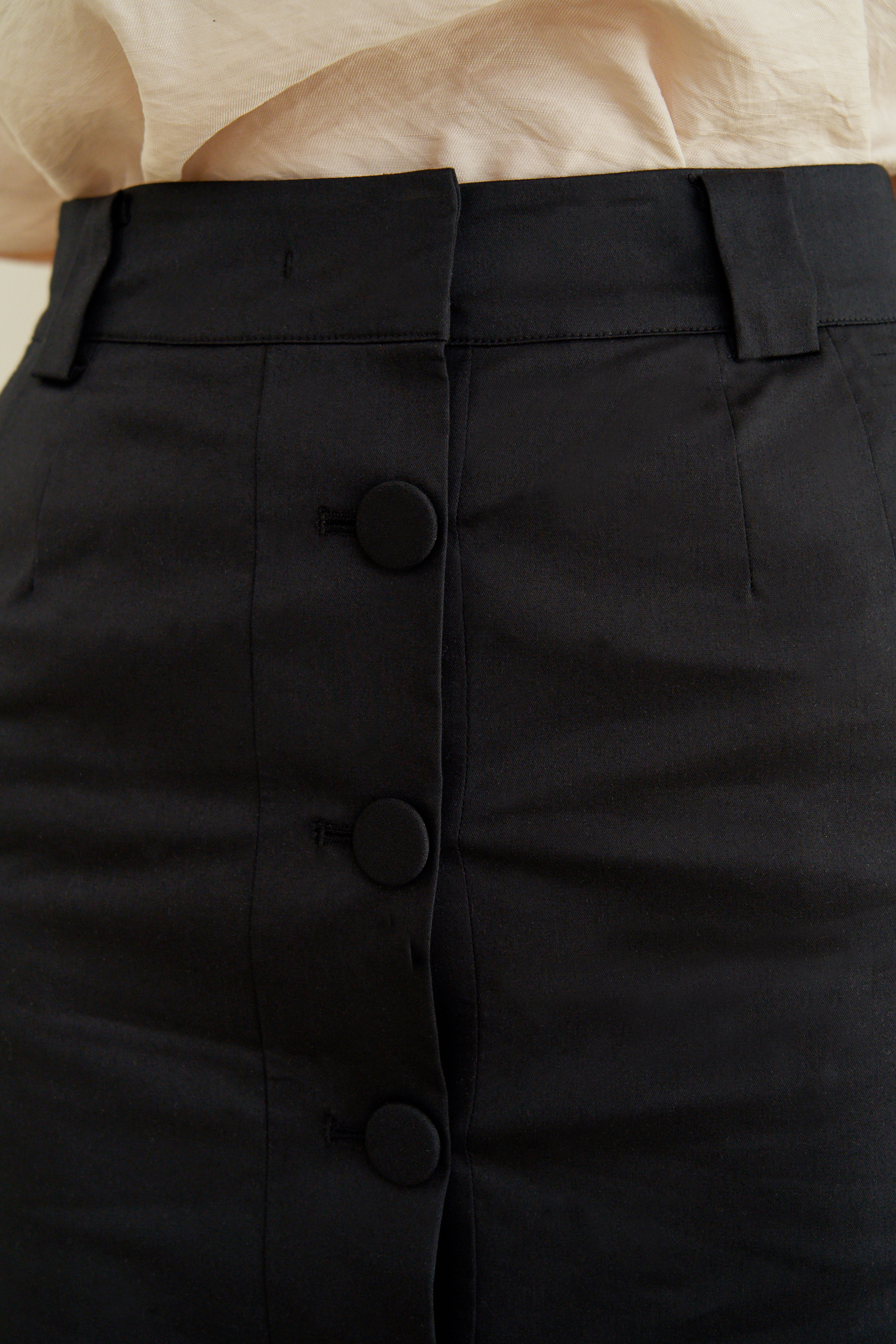 standard-fit center point classic skirt_Black